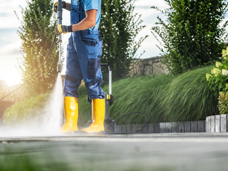 driveway power washing in Windermere, Winter Garden, and Doctor Phillips